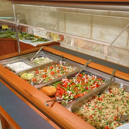 Alianthos Hotel
