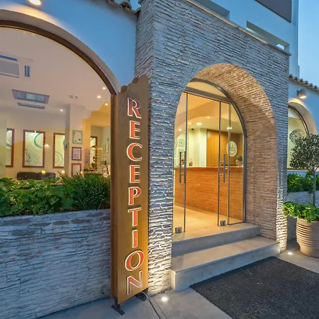 Alianthos Hotel 3*
