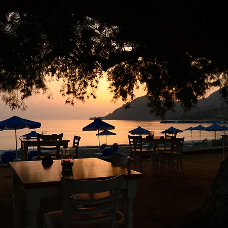 Alianthos Hotel 3*