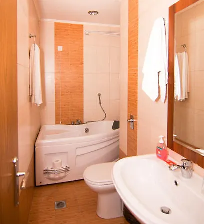 Hotel Alianthos 3*